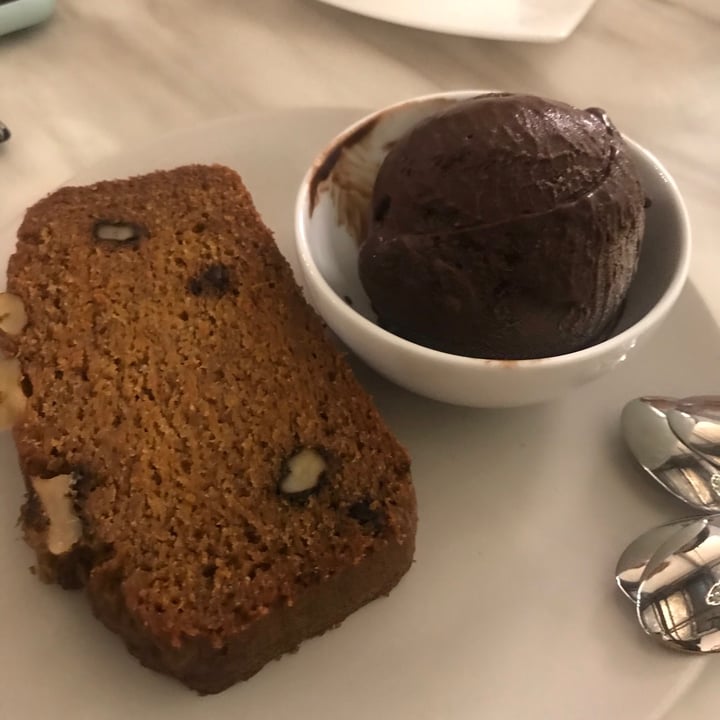 photo of Botany Robertson Quay Carrot Walnut Cake shared by @swetasahu on  17 Oct 2020 - review
