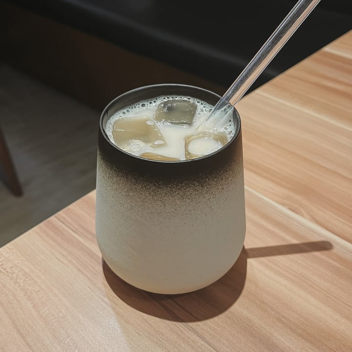 review photo of Am I Addicted - Pottery Studio & V Cafe Chestnut Latte shared by @desamber on 28 Jun 2022 - review