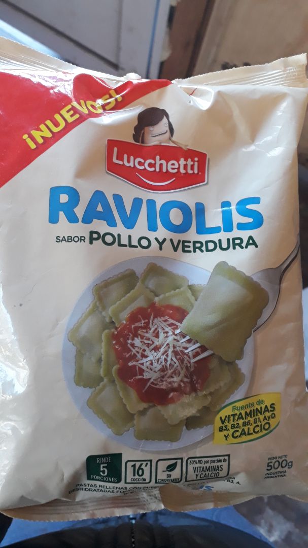 photo of Lucchetti Raviolis sabor pollo y verdura shared by @xcuasidelictualx on  17 Sep 2019 - review