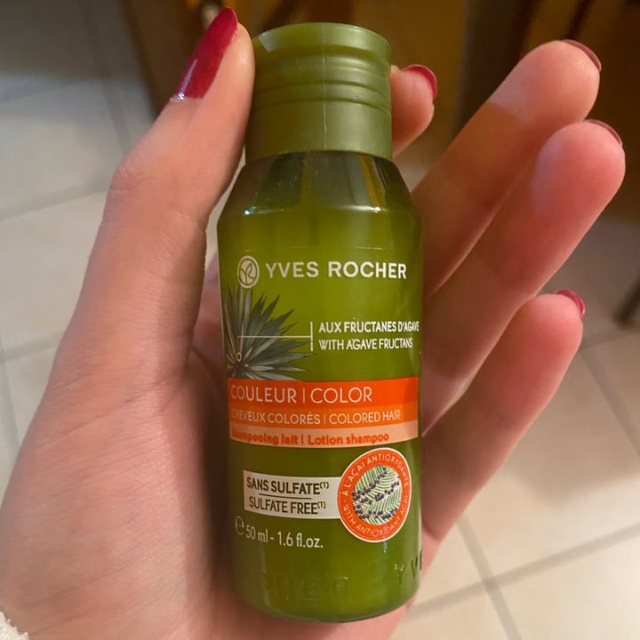 photo of Yves rocher Shampoo latte capelli colorati shared by @melyveg on  14 Oct 2021 - review