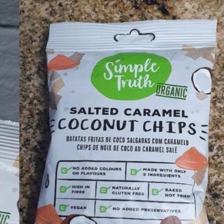 photo of Simple Truth Salted caramel coconut chips shared by @plantpoweredpayalla on  08 Oct 2020 - review