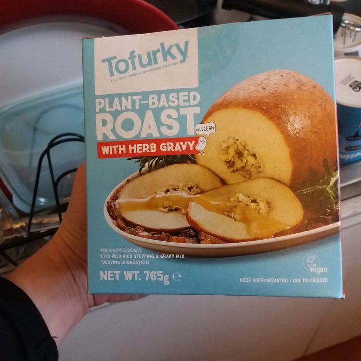 review photo of Tofurky Plant-Based Roast with Herb Gravy shared by @vekin on 02 Dec 2021 - review