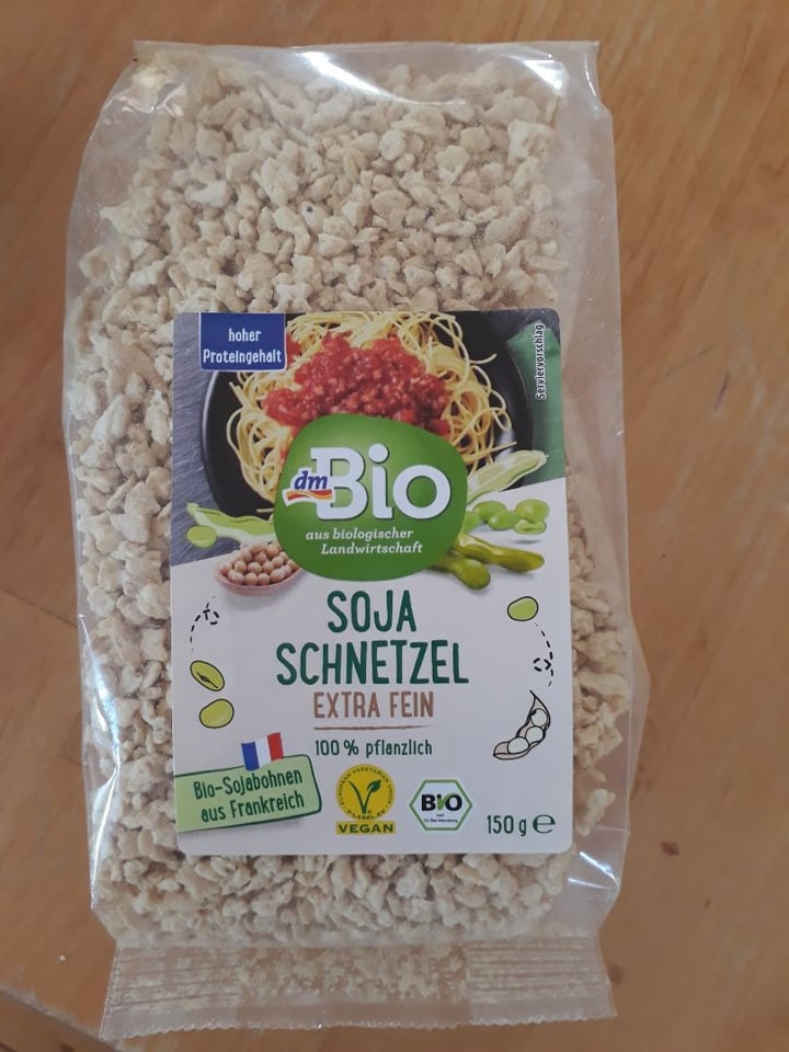 photo of dmBio Sojaschnetzel shared by @elisa9900 on  08 Apr 2020 - review