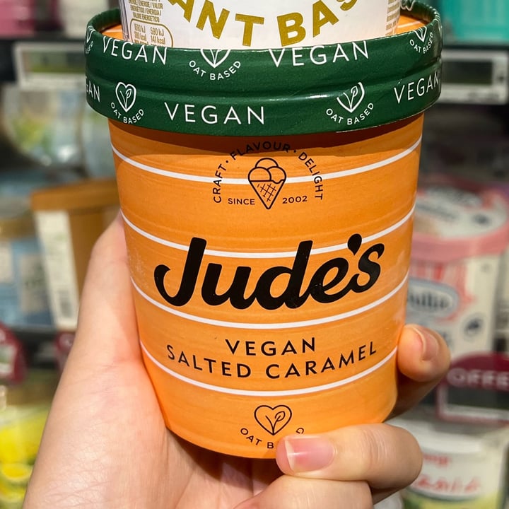 photo of Jude’s Vegan Salted Caramel Ice Cream shared by @consciouscookieee on  08 Jul 2022 - review