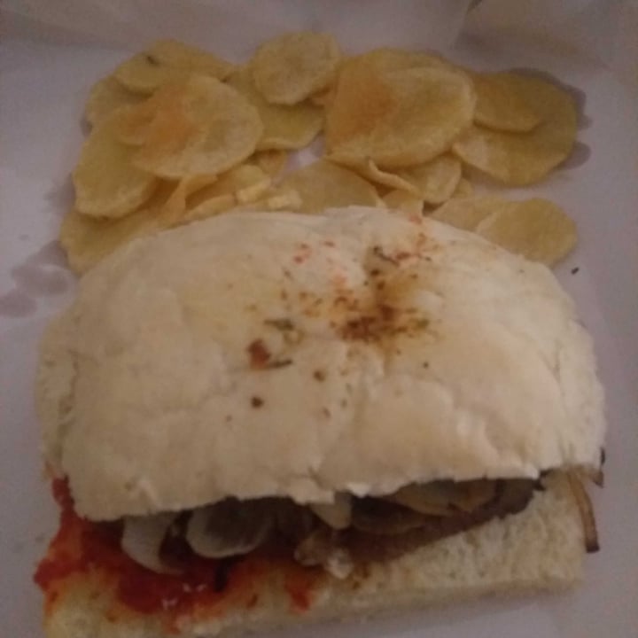 photo of Venue Sandwich Criollo De Seitán Con Papas shared by @noefracchia on  12 Feb 2021 - review