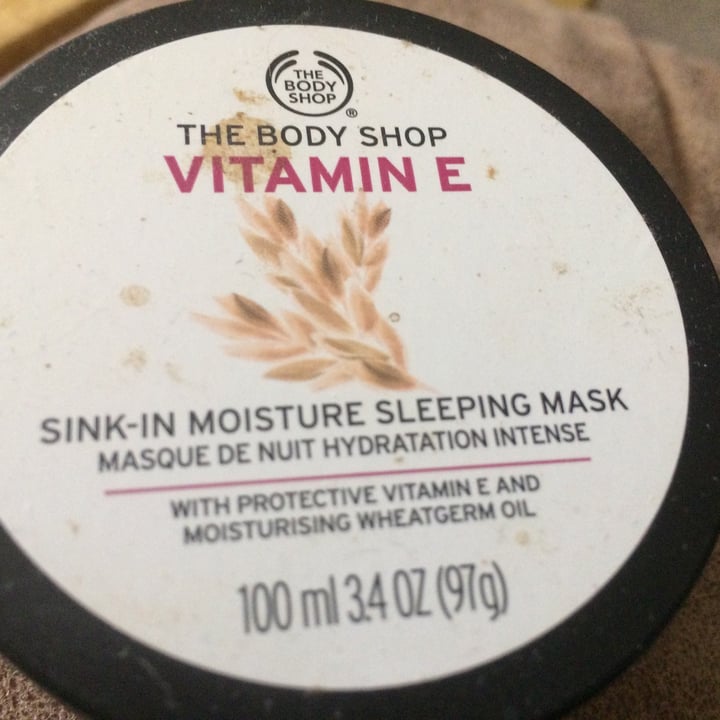 review photo of The Body Shop Vitamin E sink in moisture sleeping mask shared by @walternosebest on 29 May 2022 - review