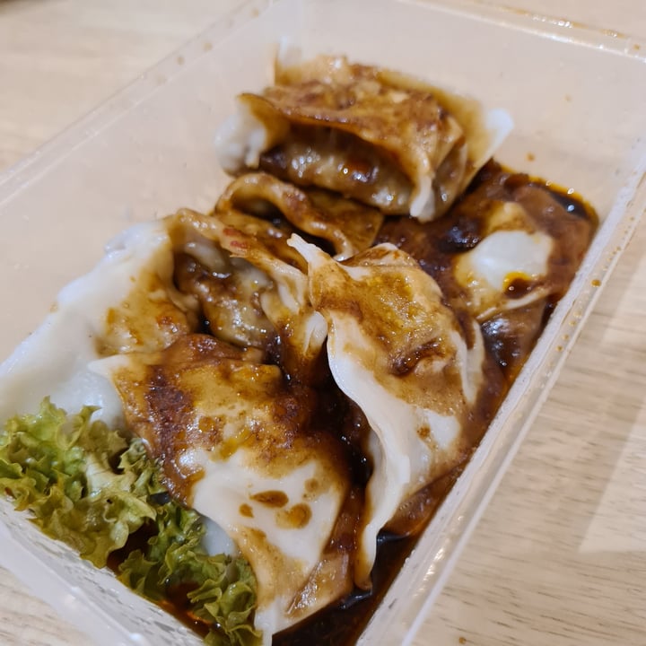 photo of Yu Long Vegetarian Food 玉龙素食 Dried dumplings shared by @gretchforveg on  18 Dec 2020 - review