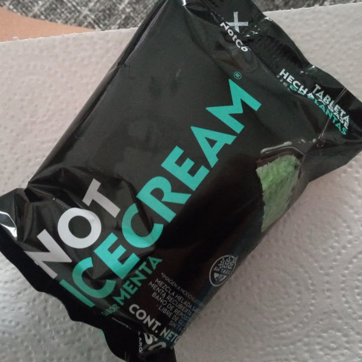 photo of NotCo Not Icecream Sabor Menta shared by @flor-camilo on  15 Jan 2022 - review