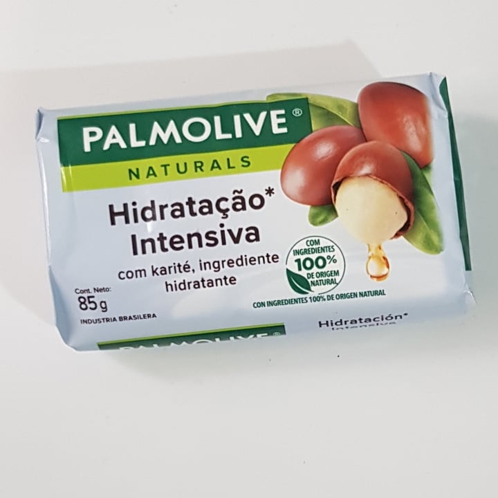 photo of Palmolive  Sabonete com karité, ingrediente hidratante shared by @lalisloureiro on  05 Dec 2021 - review