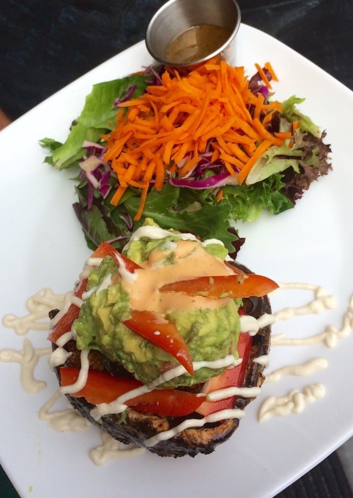 photo of Food For Thought Stuffed Avocado shared by @poisonsuemac on  08 Jan 2020 - review