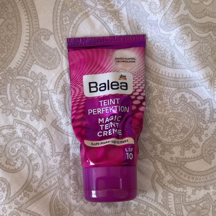 photo of Dm balea teint perfektion shared by @isabella123 on  06 Sep 2022 - review