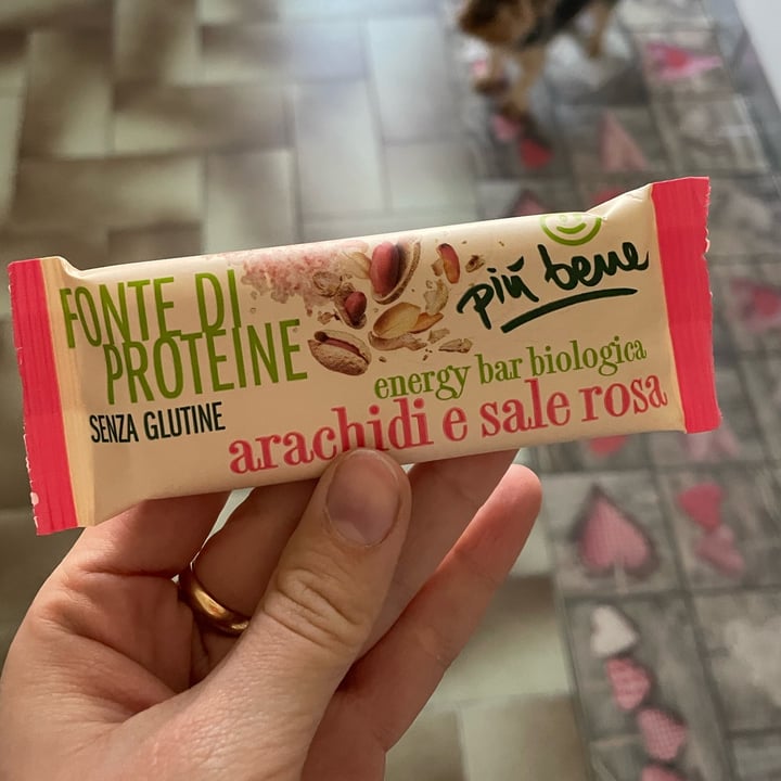 photo of Piú bene Energy bar biologica arachidi e sale rosa shared by @danielarisa on  10 Apr 2022 - review