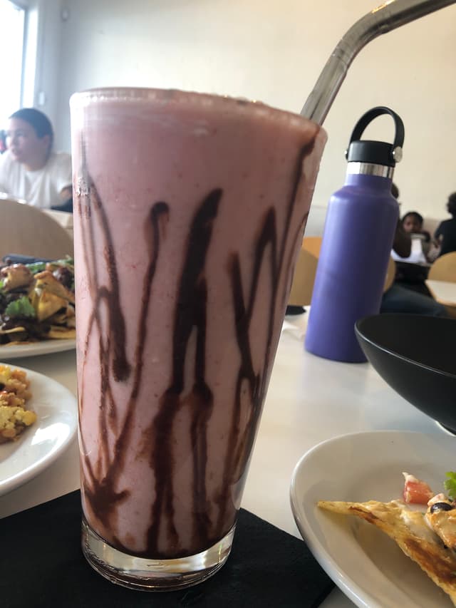 Photo of the dish “Strawberry/Chocolate drizzle smoothie”