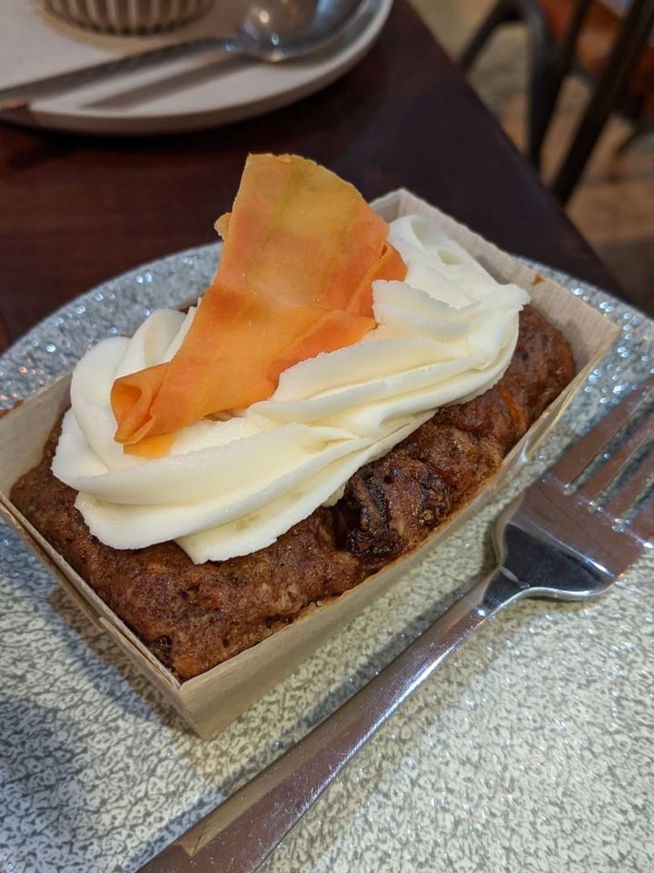review photo of &feast Vegan carrot cake shared by @emmaww on 05 Mar 2020 - review