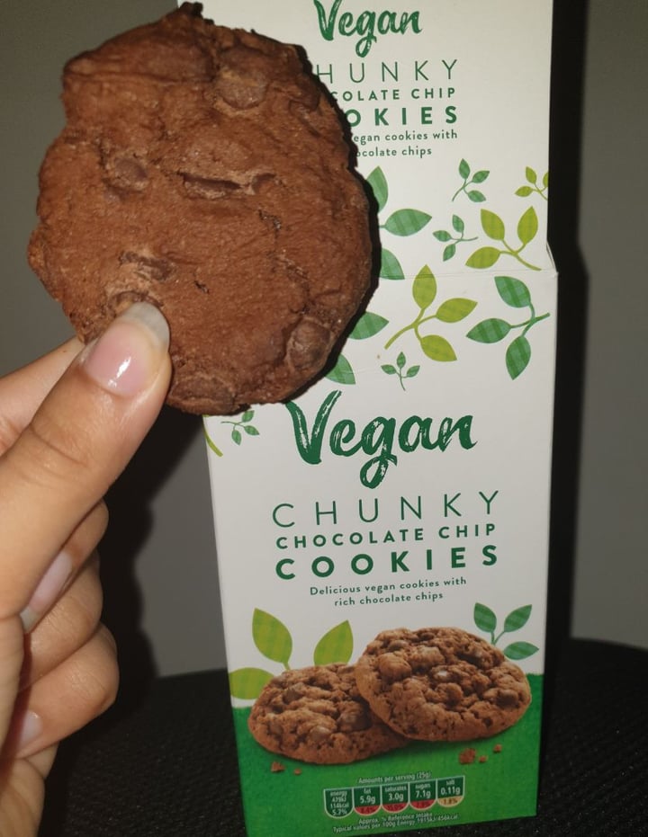 photo of ALDI Chunky Chocolate Cookies shared by @mbysao on  08 Jan 2020 - review