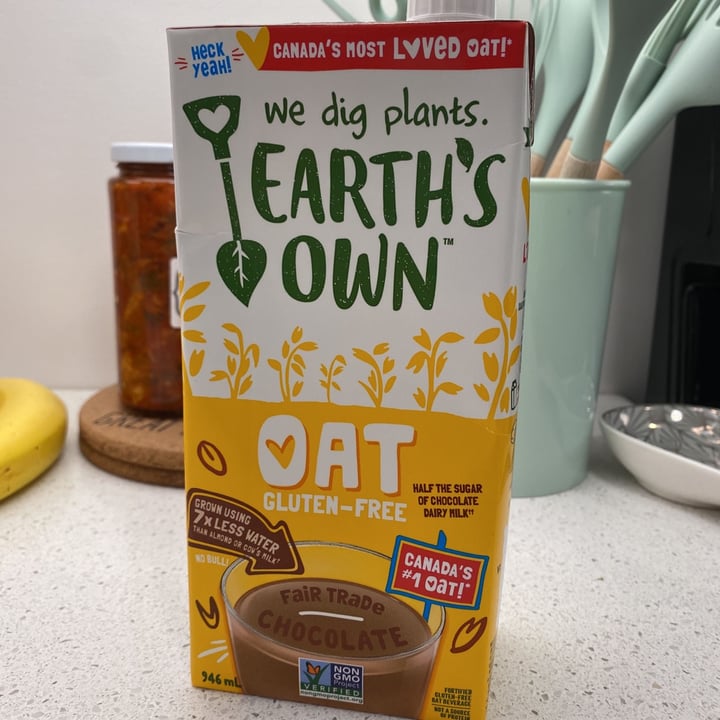 photo of Earth's Own Chocolate Oat Milk shared by @amandasmee on  23 Mar 2021 - review