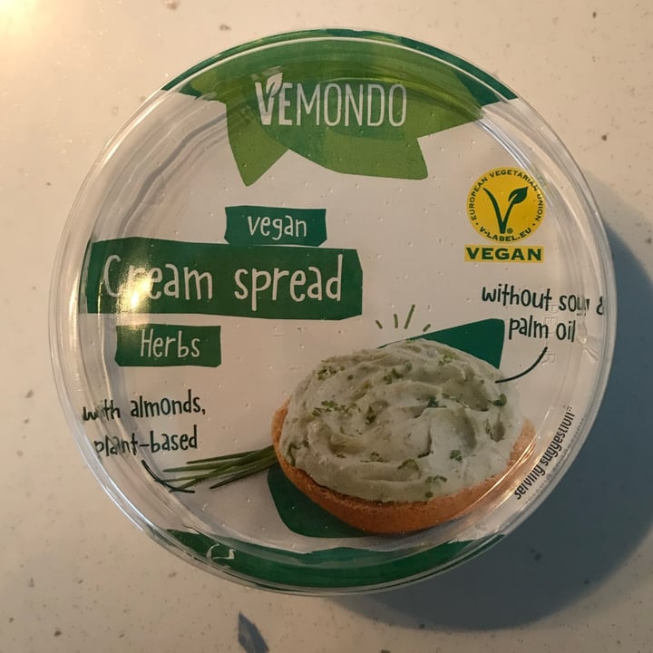 photo of Vemondo cheese spread shared by @crunchyku on  20 May 2022 - review