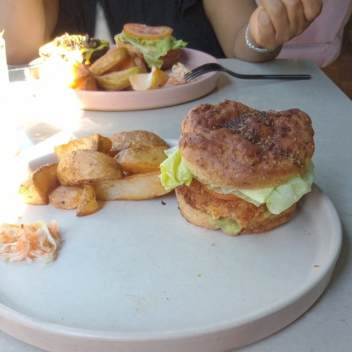 photo of Mudrá Double Porto Burger shared by @jessy26 on  24 Oct 2021 - review