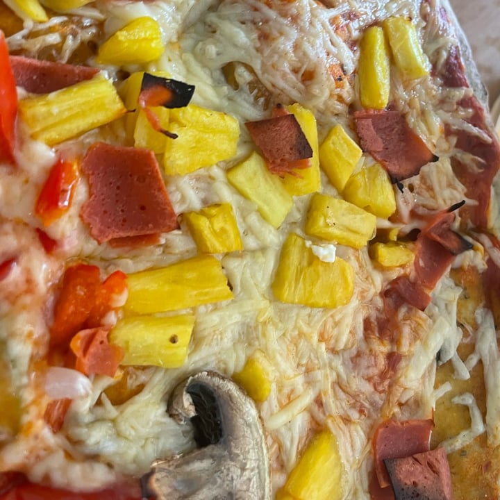 photo of Naturalíssimo pizza hawaiana shared by @karenruza on  04 Jun 2022 - review
