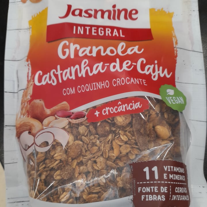 photo of Jasmine Granola Castanha De Caju Com Coquinho Crocante shared by @cricaesper on  29 May 2022 - review