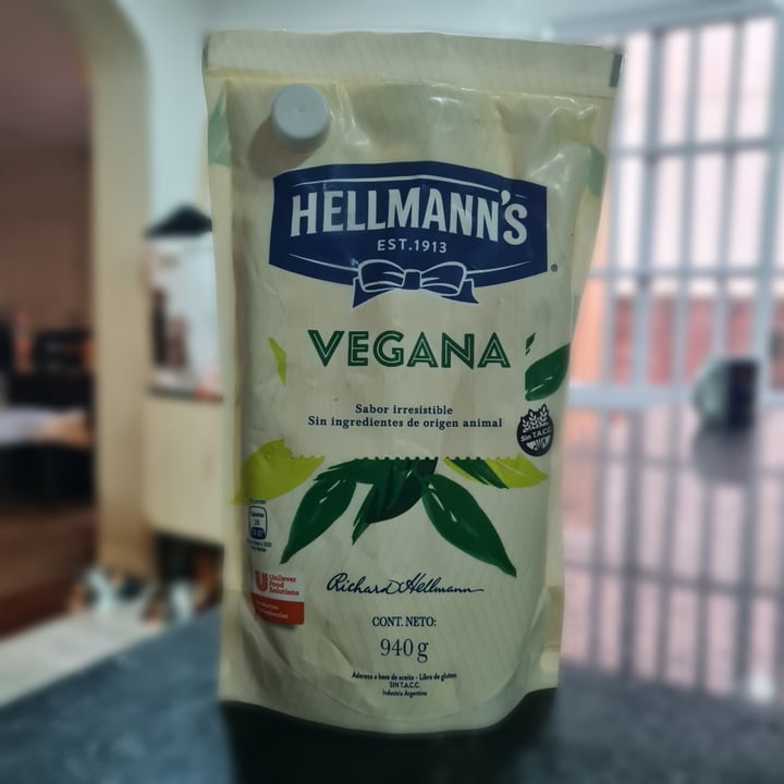 photo of Hellmann’s Hellman’s Vegan Mayonnaise shared by @julisturla on  10 Sep 2021 - review