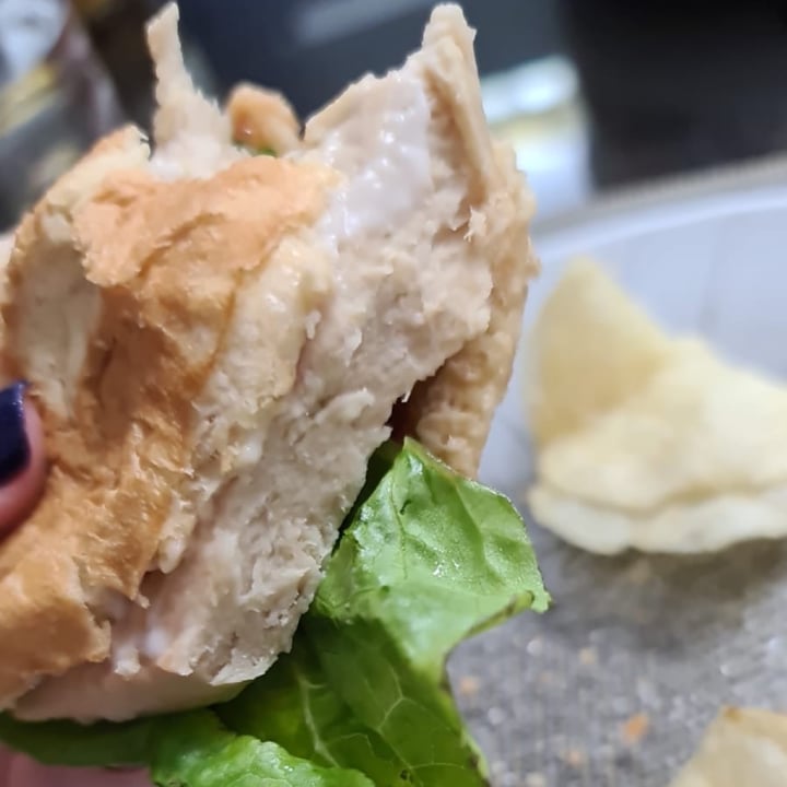 photo of NotCo Not Chicken Burger shared by @sabrinab on  12 Dec 2021 - review