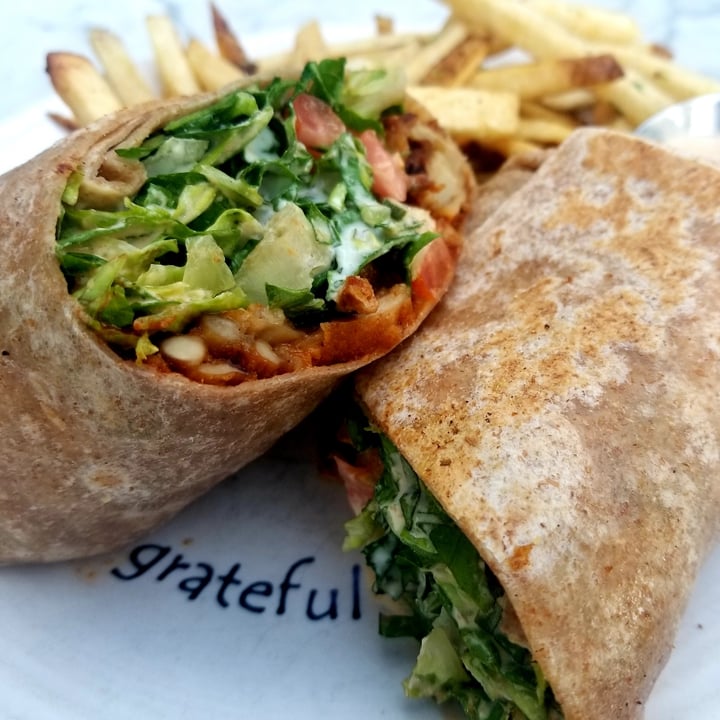 photo of Cafe Gratitude San Diego Enthusiastic - Fried Mushroom Sandwich shared by @chickpeaandlotus on  26 Aug 2020 - review