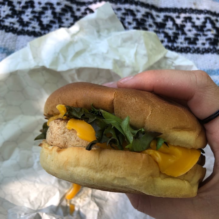 photo of Unburger Grill “Chicken” Sandwich shared by @bchristo on  19 Aug 2021 - review