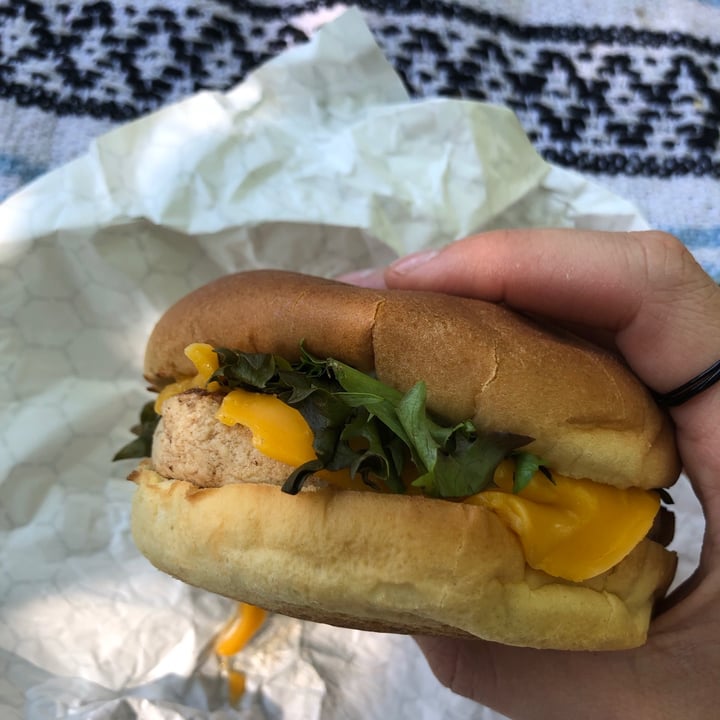 photo of Unburger Grill “Chicken” Sandwich shared by @bchristo on  19 Aug 2021 - review