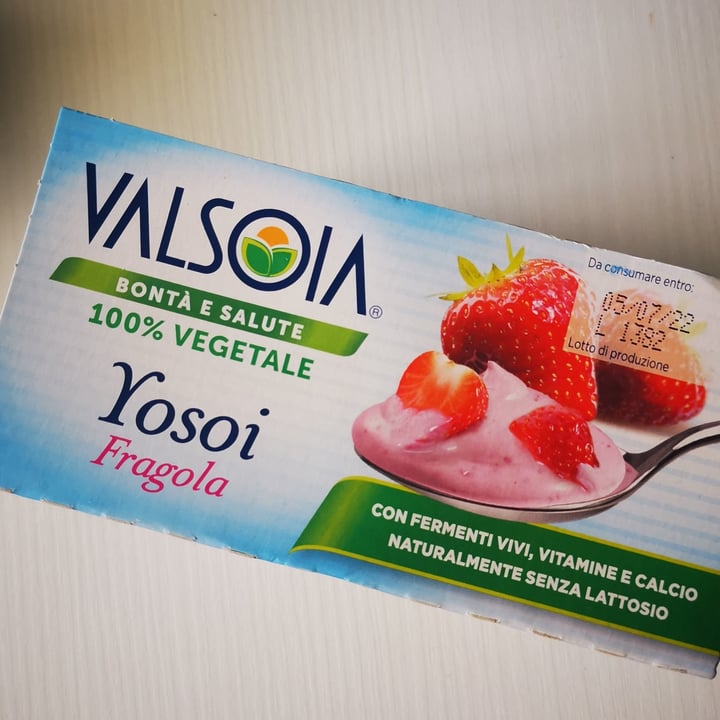 review photo of Valsoia Yogurt Yosoi Fragola shared by @valentinamia on 08 Jun 2022 - review