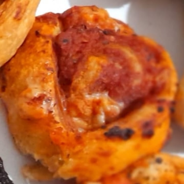 photo of Alimentos Veganos (Vegan Foods) Rolls De Tomate, Albahaca Y Queso shared by @jcarlos1 on  06 Jul 2022 - review