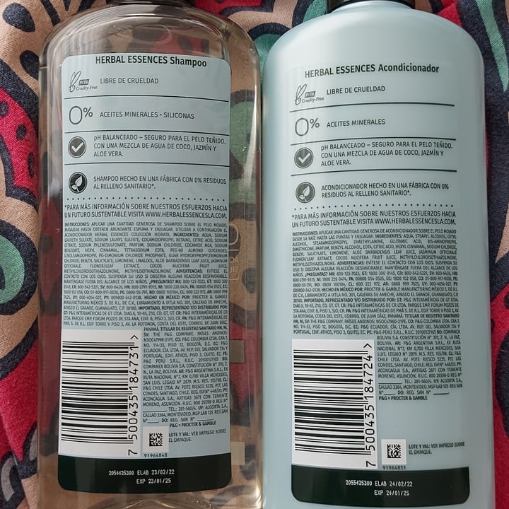 review photo of Herbal Essences Shampoo hidrata agua de coco y Jazmin shared by @luz1986 on 01 Jun 2022 - review