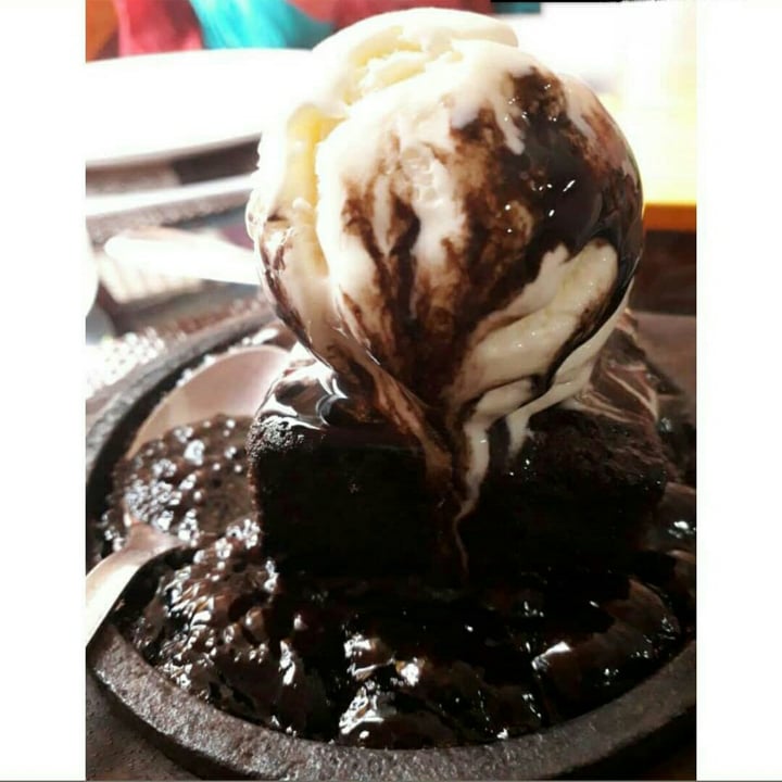 photo of Rare Earth - The Organic Store Brownie shared by @dineshadvik on  07 Sep 2020 - review