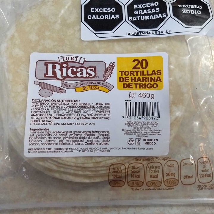 photo of Aurrera Tortillas de harina Torti Ricas shared by @boris1 on  23 Jan 2021 - review