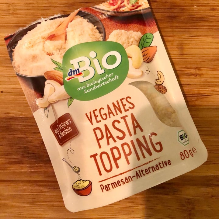 photo of dmBio Veganes Pasta Topping shared by @valechr on  08 Dec 2021 - review