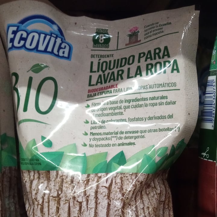 review photo of Ecovita Detergente líquido para lavar ropa shared by @camilarojasv on 20 Jan 2021 - review