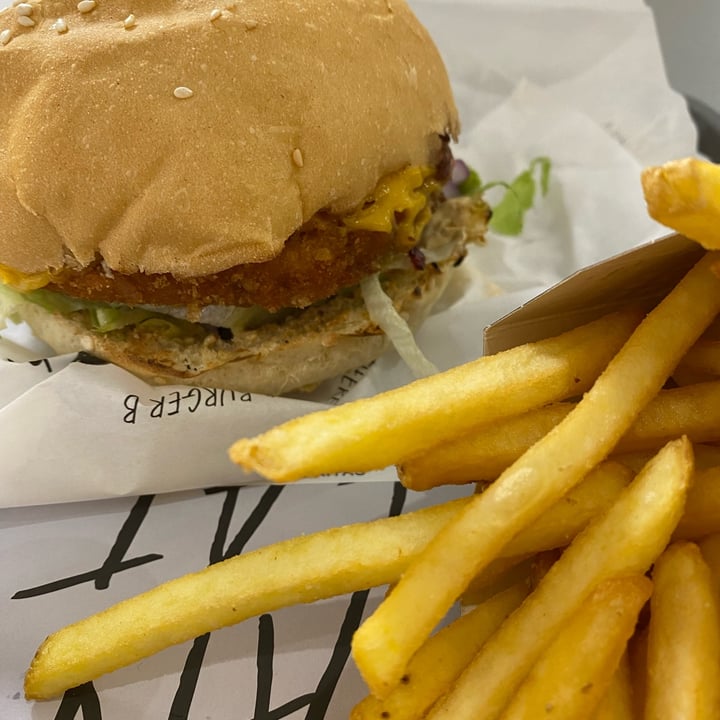 review photo of Mother Burger Street burger shared by @nicolematos on 13 Feb 2022 - review