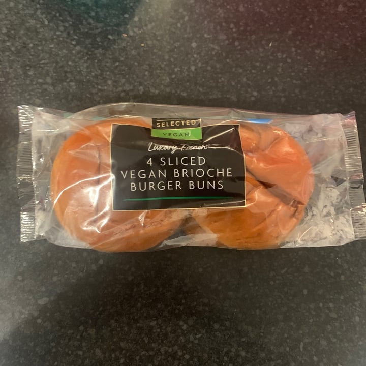 photo of ALDI Vegan Brioche Buns shared by @ixhxle on  05 Mar 2021 - review