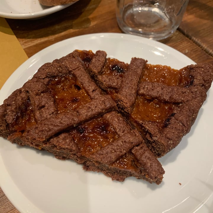 photo of Dulcamara Crostata di Albicocche shared by @chyaralodrini on  16 Apr 2022 - review