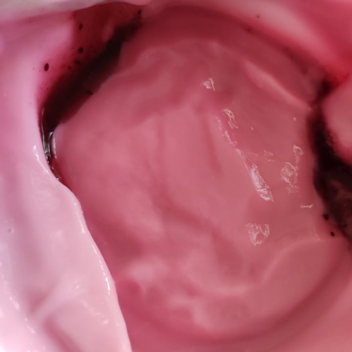 review photo of Vemondo yogurt cocco e mirtillo shared by @smock on 11 Dec 2022 - review