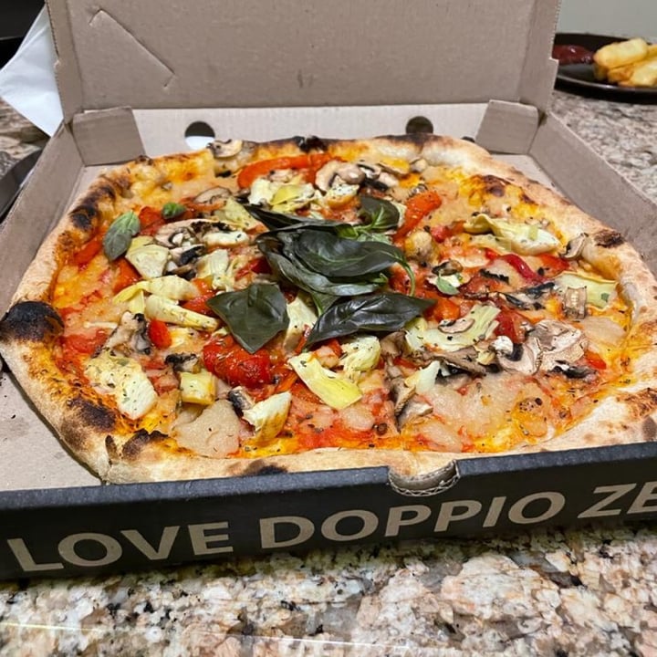 photo of Doppio Zero Bryanston The vegan Pizza shared by @sarbearcor on  25 Nov 2022 - review