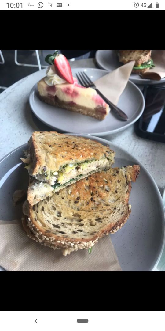 photo of Tidbit Cakes 'Chicken' pesto sandwich shared by @natskicakes on  26 Jun 2019 - review