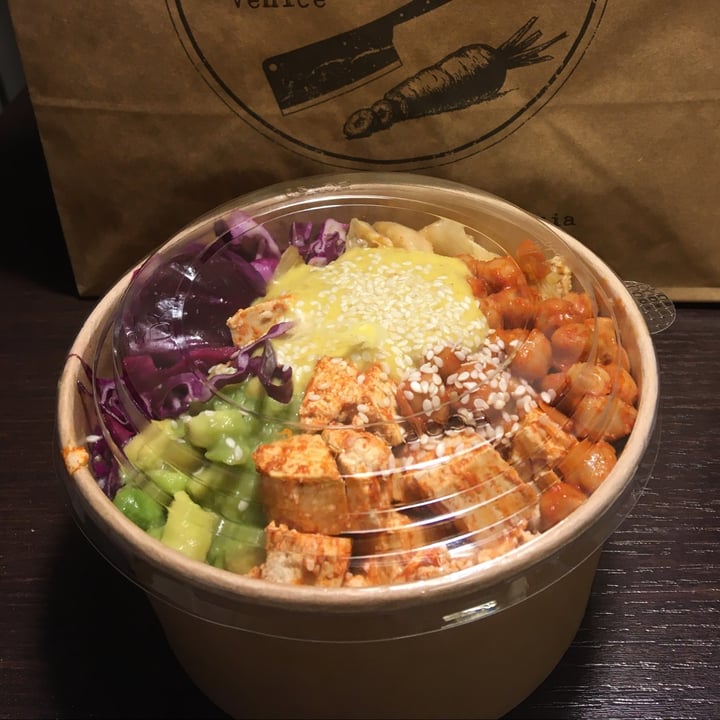 photo of the LAB Venice - the healthy Poke bar Tofu bowl shared by @animafragile85 on  19 Sep 2021 - review