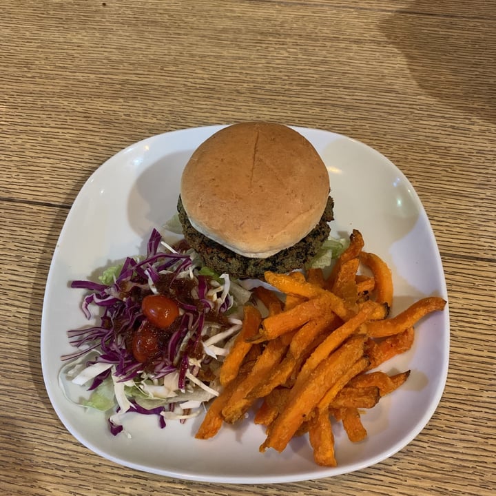 photo of QI Philosophy Cafe Qi Special Black Bean Mushroom Vegan Burger shared by @ayush6819 on  22 Nov 2020 - review