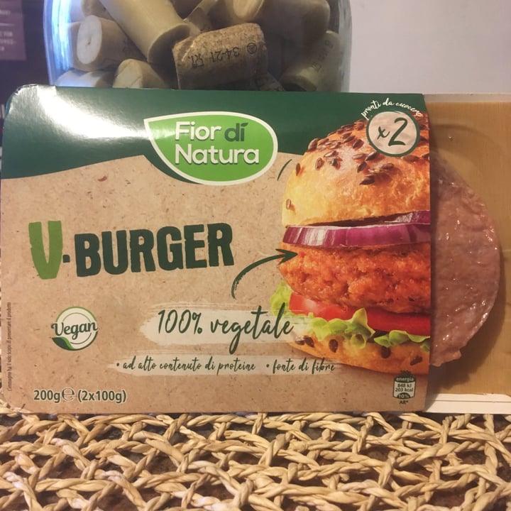 photo of Fior di Natura V-Burger shared by @soulveg on  07 May 2022 - review