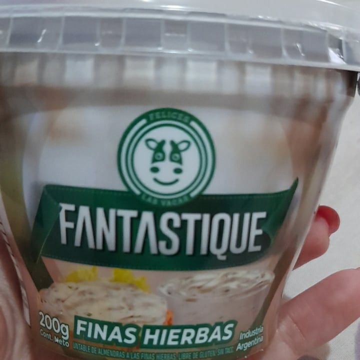 photo of Felices Las Vacas Queso Untable Fantastique Finas Hierbas shared by @nati95 on  23 Mar 2022 - review