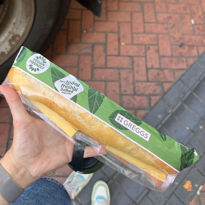 photo of Greggs Vegan Ham and Cheeze Baguette shared by @holasoymylk on  19 Jul 2022 - review