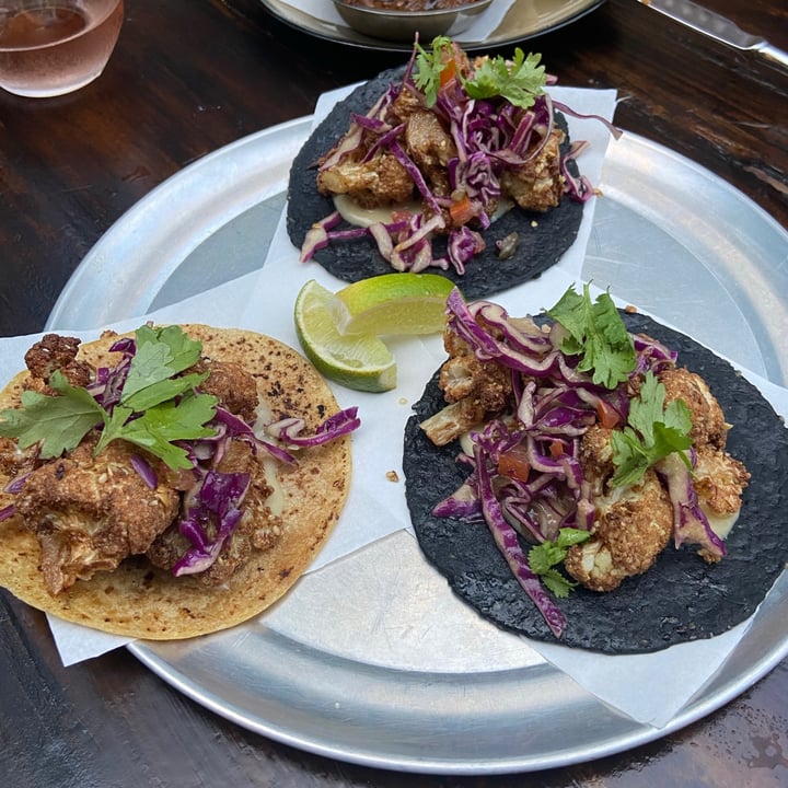review photo of Raw Kitchen Bar Cauliflower Taco shared by @vegan-everafter on 16 Aug 2021 - review