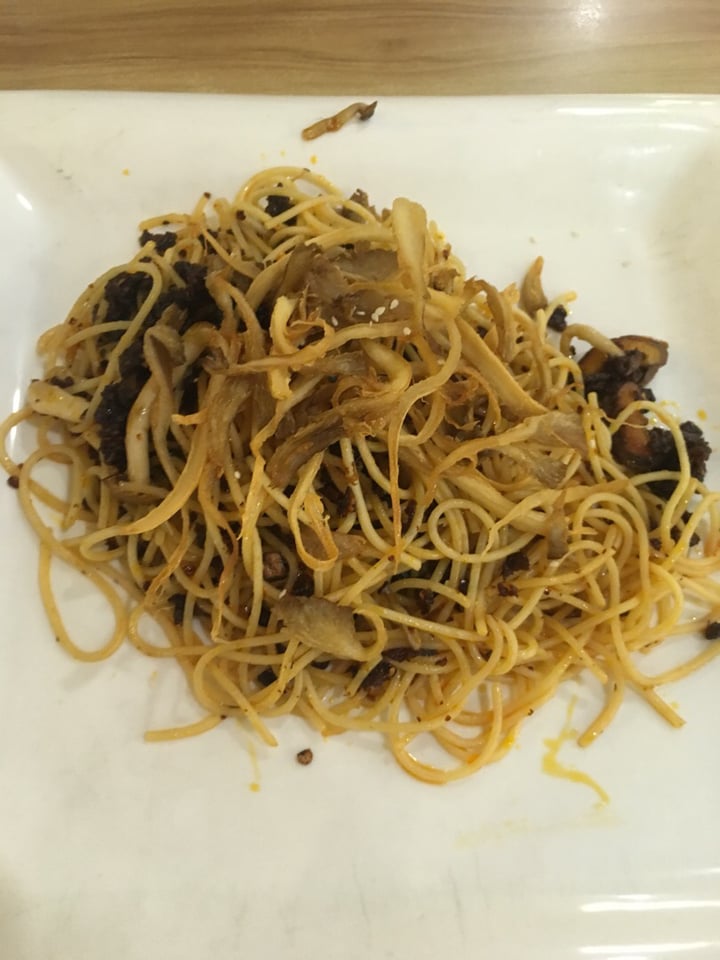review photo of Simple Life Healthy Vegetarian Restaurant XO Paste Spaghetti shared by @justinh2002 on 05 Oct 2019 - review