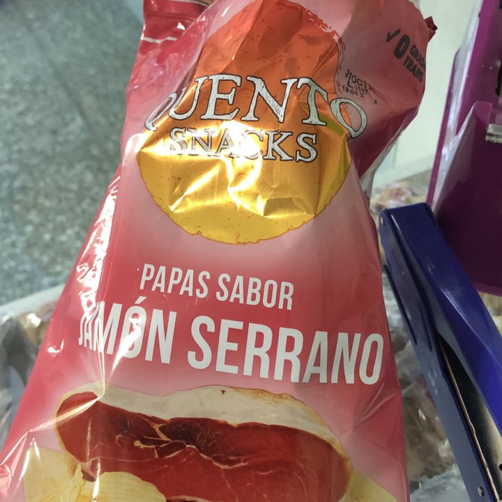 photo of Quento Snacks Papas sabor Jamón Serrano shared by @lulitorres on  04 Sep 2021 - review